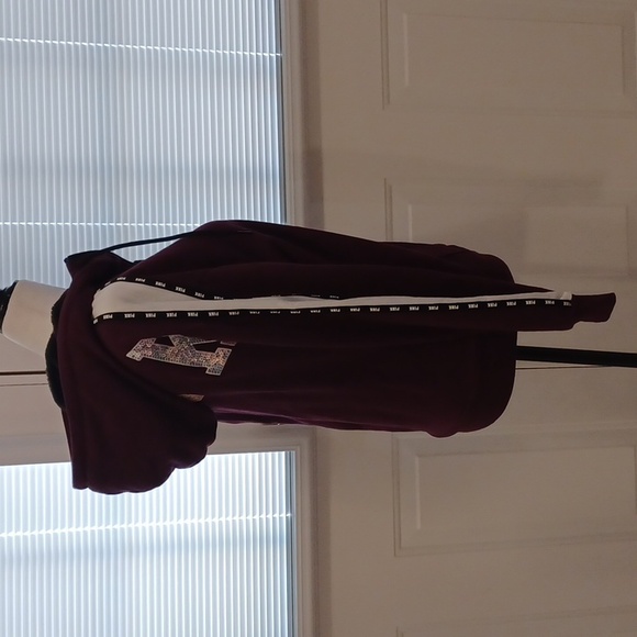 4/$80 Burgundy Zippered Hoodie - Size XS (Fits More Like Small/Medium) - Picture 6 of 12